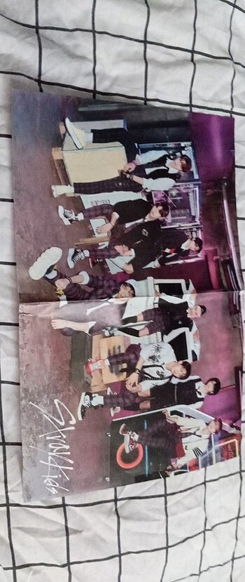  Beden Bts ve stray kids posteri üç set 