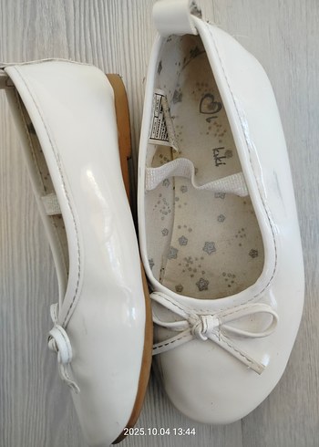 Kız Çocuk Beyaz Fiyonk Detaylı Babet - Görsel 2