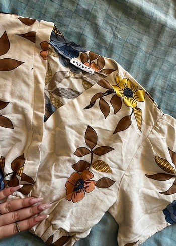 Çiçek Desenli Bej Bohem Midi Kimono