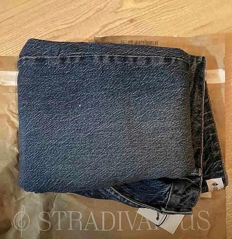 Stradivarius jean 44 beden
