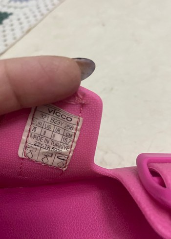 Kız Çocuk Pembe Tokalı Terlik - Görsel 3