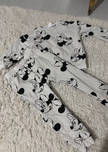 LCW baby minnie mouse baskılı bebek sweatshirt ve eşofman altı - Görsel 2