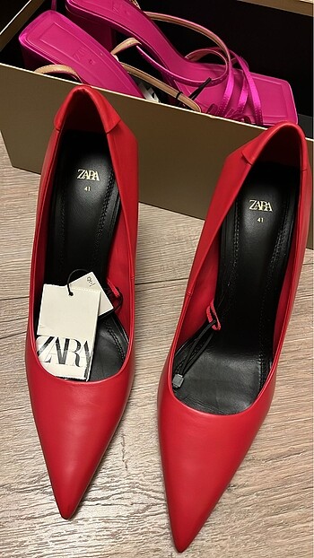 zara kirmizi stiletto