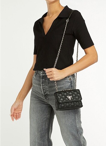 Guess Giully Mini Zincirli Çanta - Görsel 11