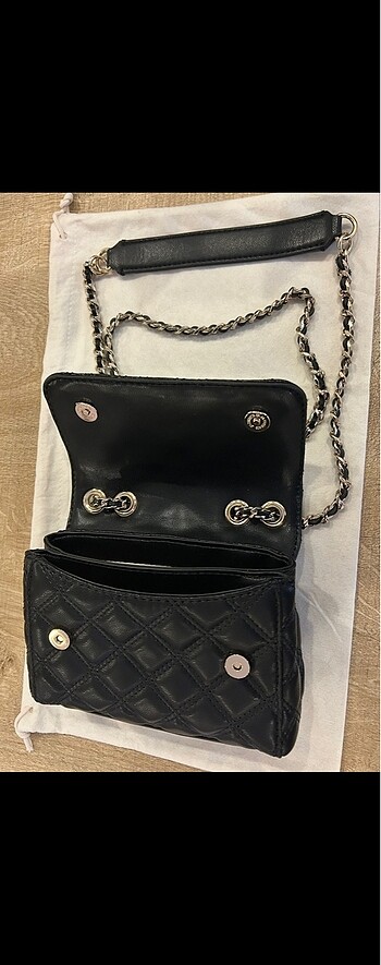 Guess Giully Mini Zincirli Çanta - Görsel 8