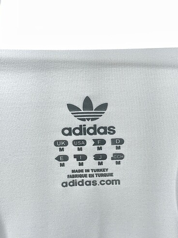 m Beden çeşitli Renk Adidas T-shirt %70 İndirimli.
