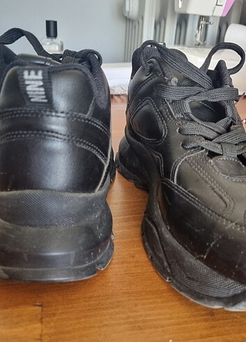 38 Beden Sneaker