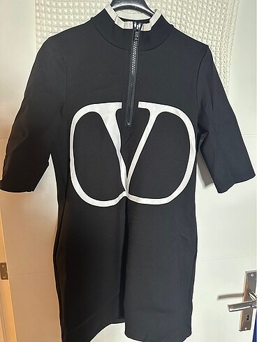 Valentino elbise
