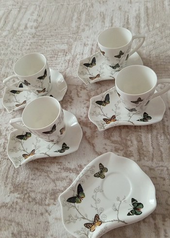 Kelebek Desenli Beyaz Kahve Fincanı Takımı - Görsel 3