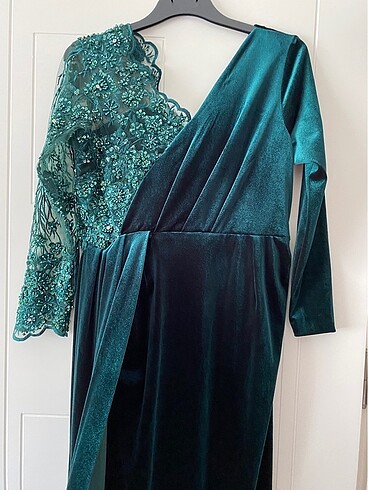 38 Beden yeşil Renk Kadife özel dikim elbise
