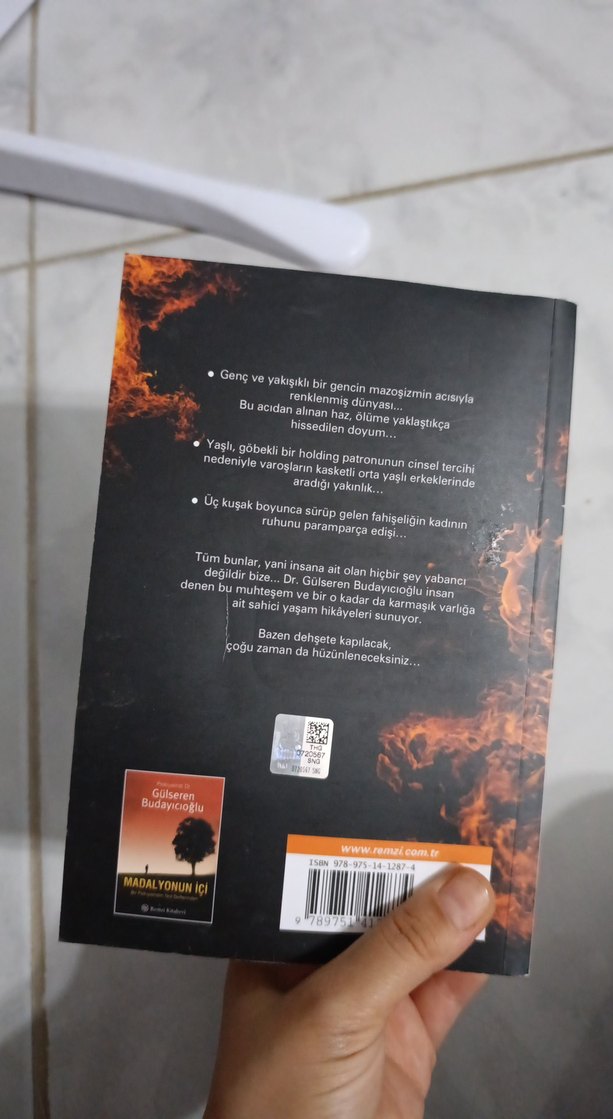 Günahın Üç Rengi - Gülseren Budayıcıoğlu - Görsel 2