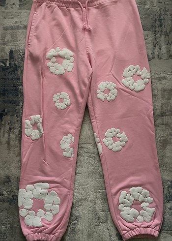 Pembe Denim Tears - Görsel 3