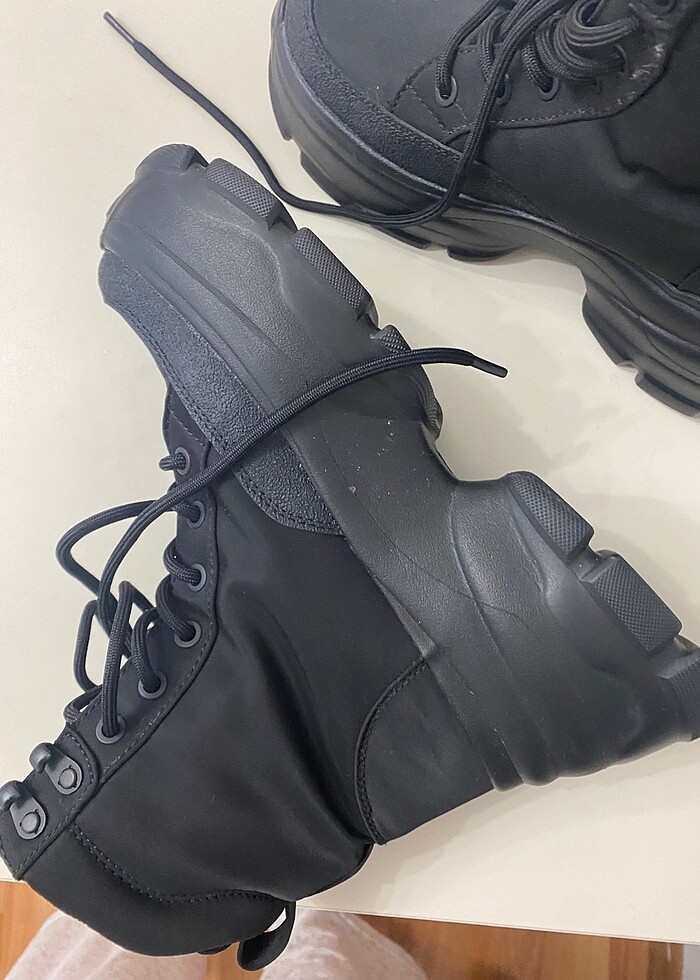 Zara spor ayakkabı - Görsel 2