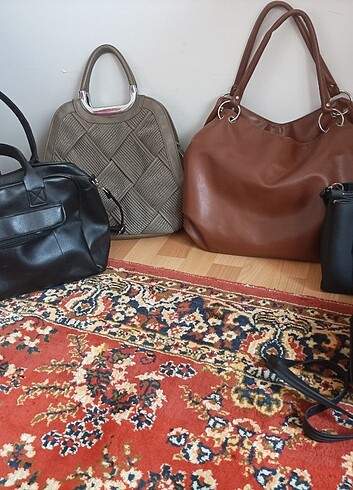 Beden siyah Renk 5 adet birbirinden güzel çantalar çok uygun fiyata