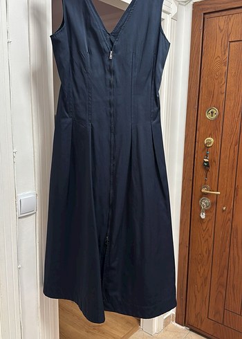 Kolsuz V Yaka Lacivert Uzun Elbise - Görsel 4