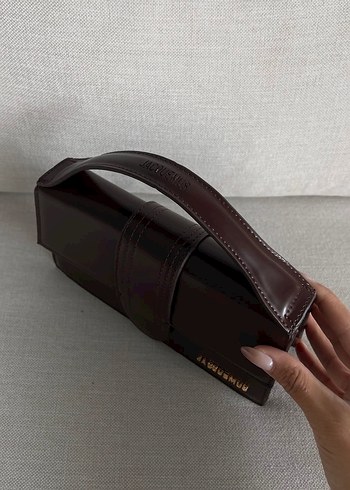 Jacquemus Kahverengi Deri Tokalı Kadın Çanta