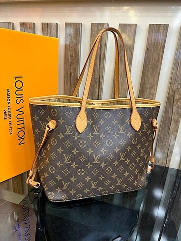 Louis vuitton çanta