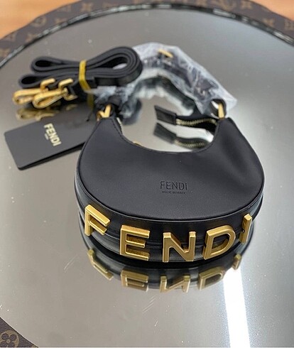 Fendi çanta