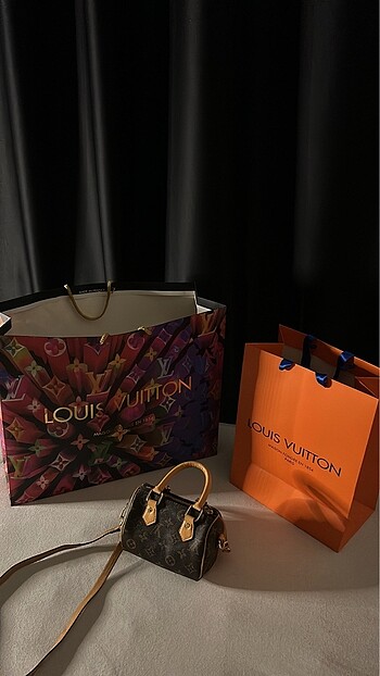 Mini louis vuitton çanta