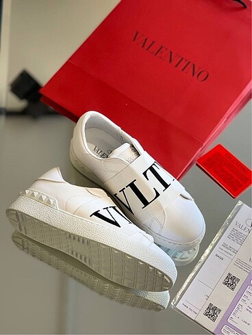 38 Beden Valentino sneaker beyaz