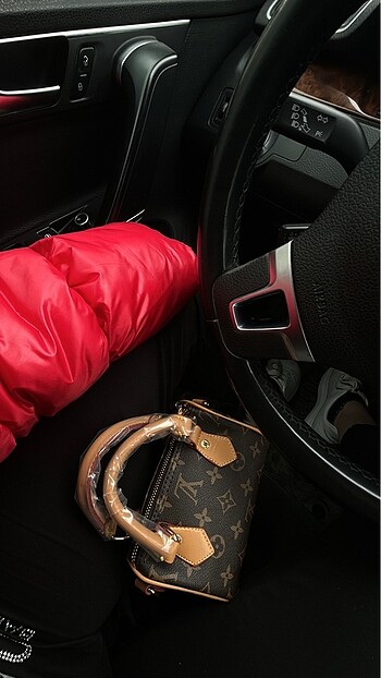 Beden kahverengi Renk Louis vuitton mini