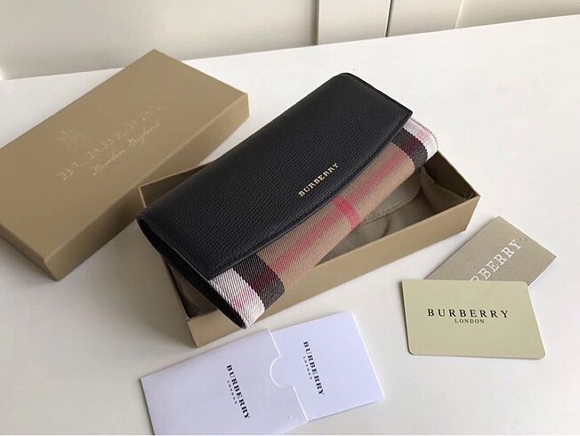 Burberry cüzdan