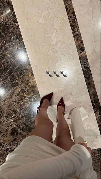 Yves Saint Laurent Topuklu ayakkabı