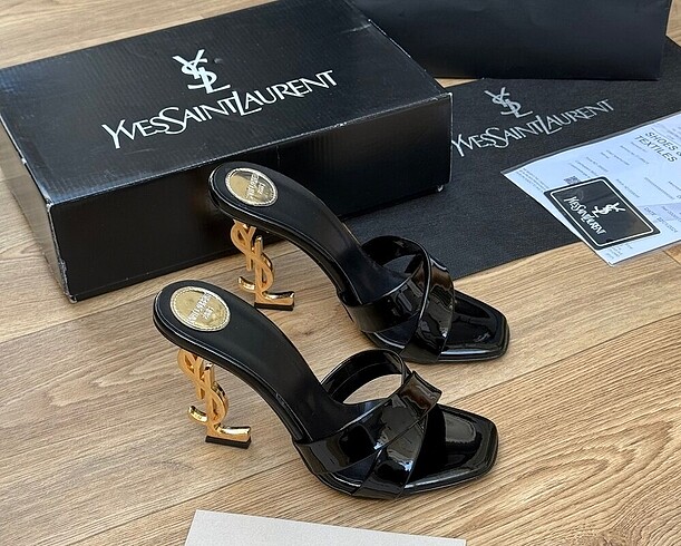 Yves Saint Laurent Ysl topuklu terlik