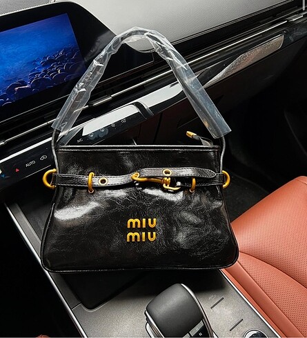 Miu miu çanta