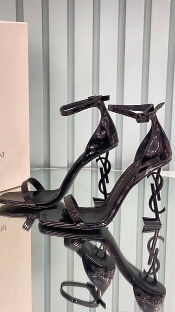 Ysl topuklu ayakkabı