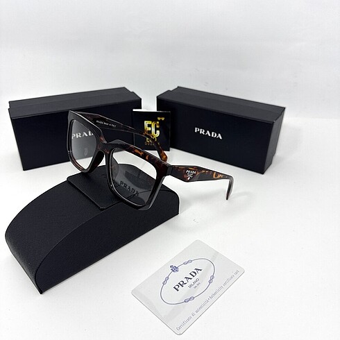 Prada optik gözlük