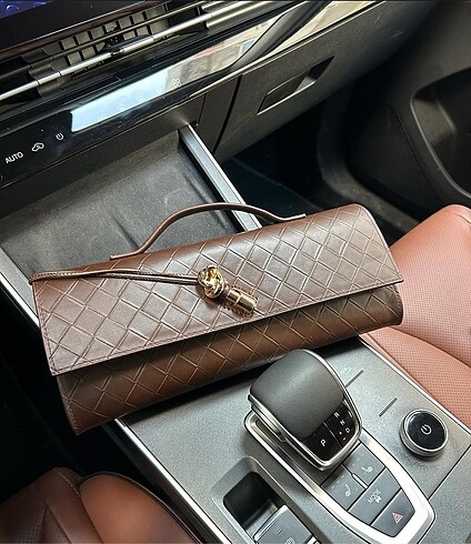 Bottega veneta