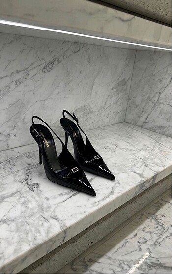 Yves Saint Laurent Yves saint topuklu ayakkabı