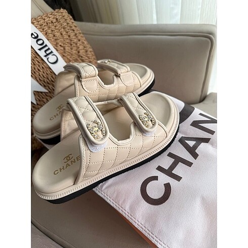 38 Beden çeşitli Renk Chanel sandalet