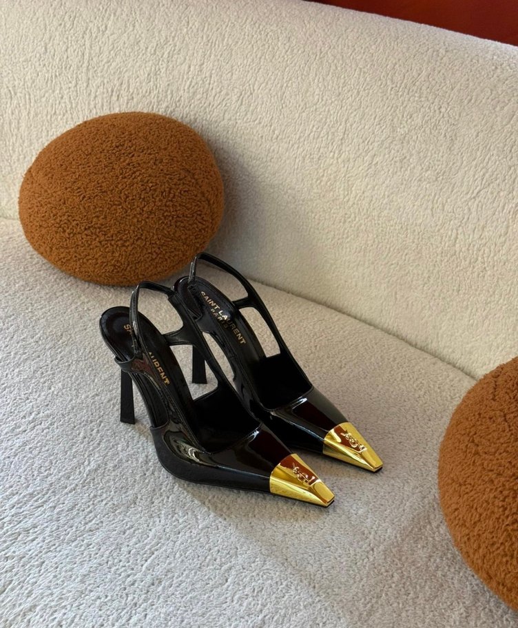 Saint Laurent Kadın Siyah Altın Tokalı Stiletto - Görsel 3
