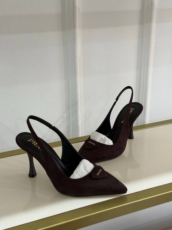 Bordo Süet Prada Tokalı Stiletto - Görsel 2
