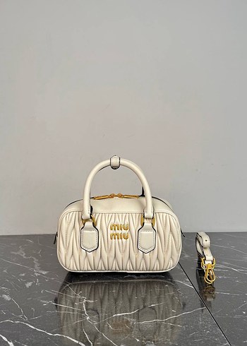 Miu Miu Miu miu çanta