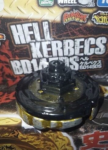  Beyblade - Hell/Hades Kerbecs