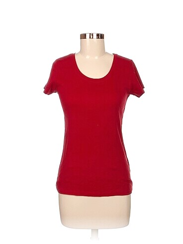 Koton T-shirt %70 İndirimli.