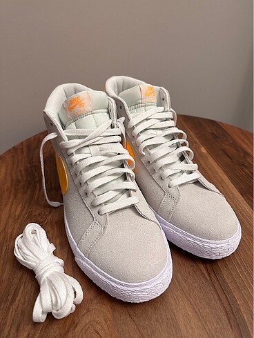 42 Beden ten rengi Renk Nike SB Zoom Blazer Mid