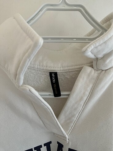 Defacto sweat