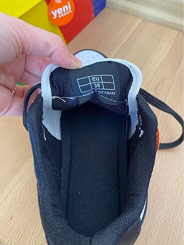 38 Beden Dunk Nike sıfır ayakkabı 40 numarada mevcut