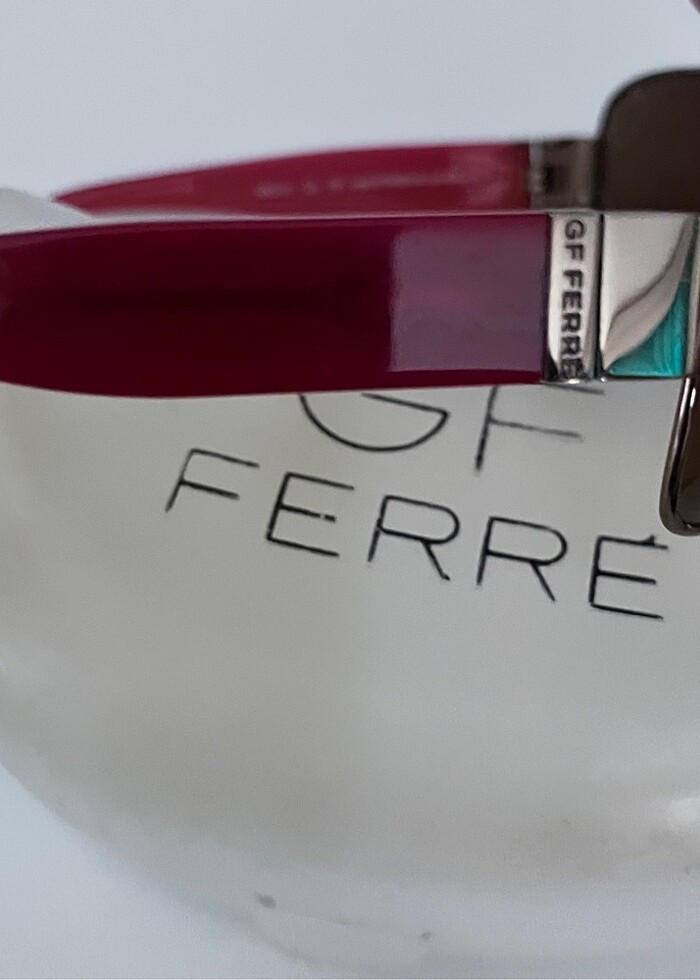 GF Ferre güneş gözlüğü - Görsel 2