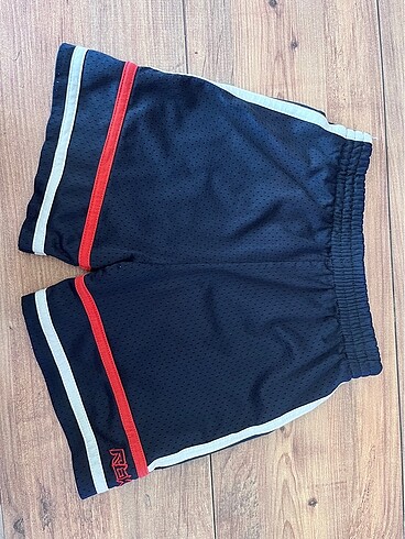 Erkek çocuk spor şort