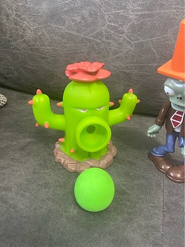 Zombies and Plants