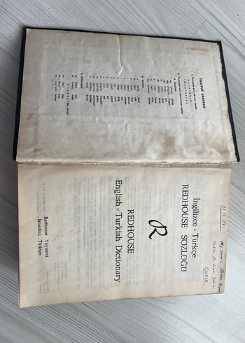 Redhouse İngilizce-Türkçe Sözlük (1981 Basım) - Görsel 2