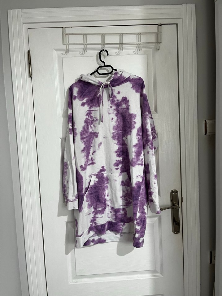 Mor Batik Desenli Uzun Kapüşonlu Sweatshirt - Görsel 3