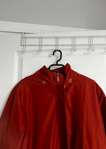 Kürk Detaylı Uzun Kiremit Rengi Kadın Mont - Görsel 6