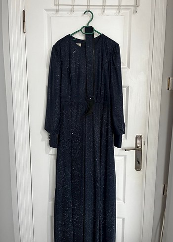 Lacivert Uzun Simli Kemerli Kadın Abiye - Görsel 2