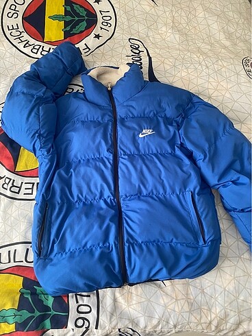 Çift taraflı Nike Mont